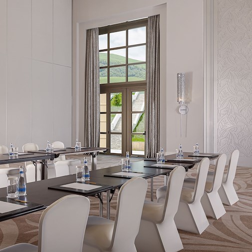 Hotel Azərbaycanda İclaslar